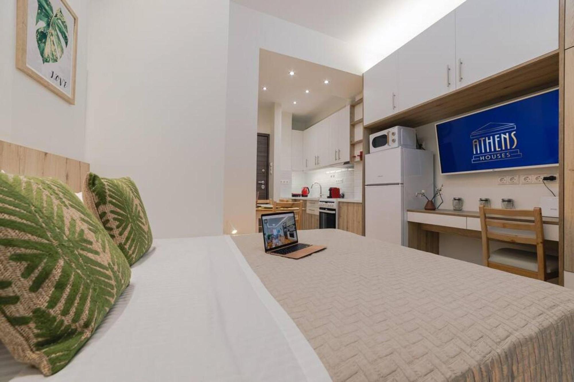 Small And Cozy Studio Афины Экстерьер фото
