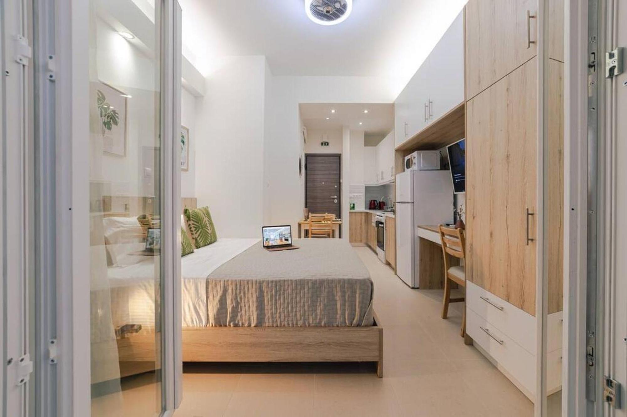 Small And Cozy Studio Афины Экстерьер фото