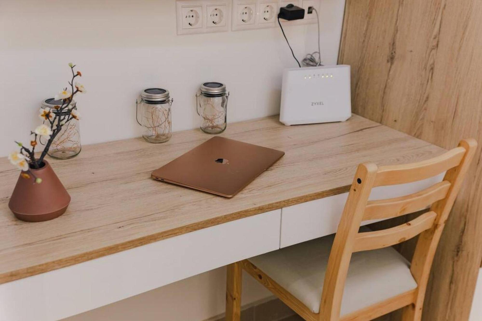 Small And Cozy Studio Афины Экстерьер фото