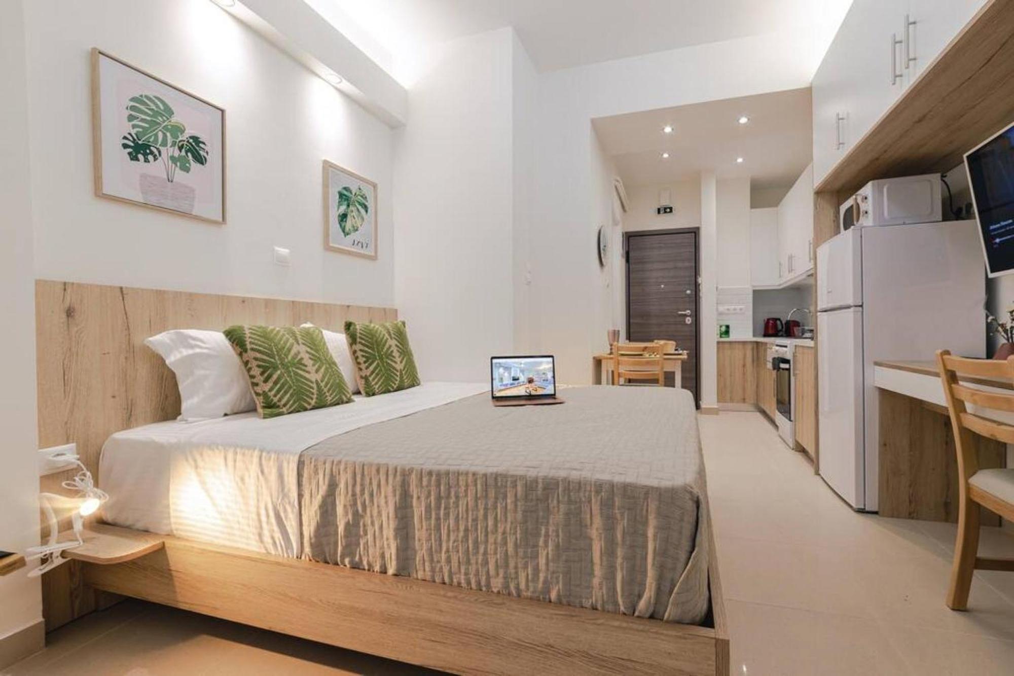 Small And Cozy Studio Афины Экстерьер фото